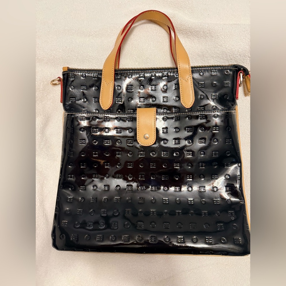 Arcadia Italian Black Patent Leather Shoulder Bag